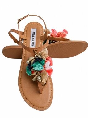Steve Madden Tassel Sandals Leather Boho Beaded Shell Thong Ankle Strap Size 8
